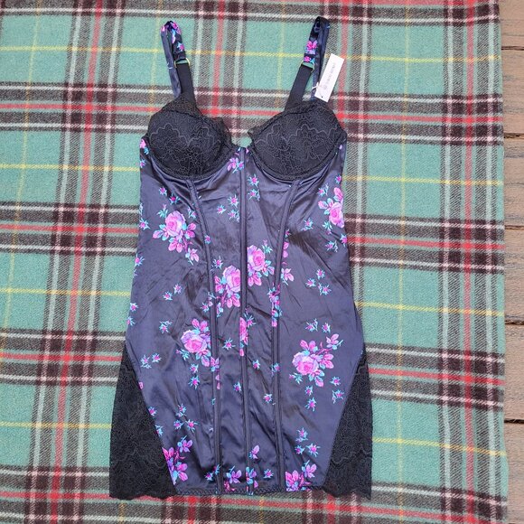 Victoria's Secret Stretch Satin Corset Mini Slip NWT - Picture 4 of 15